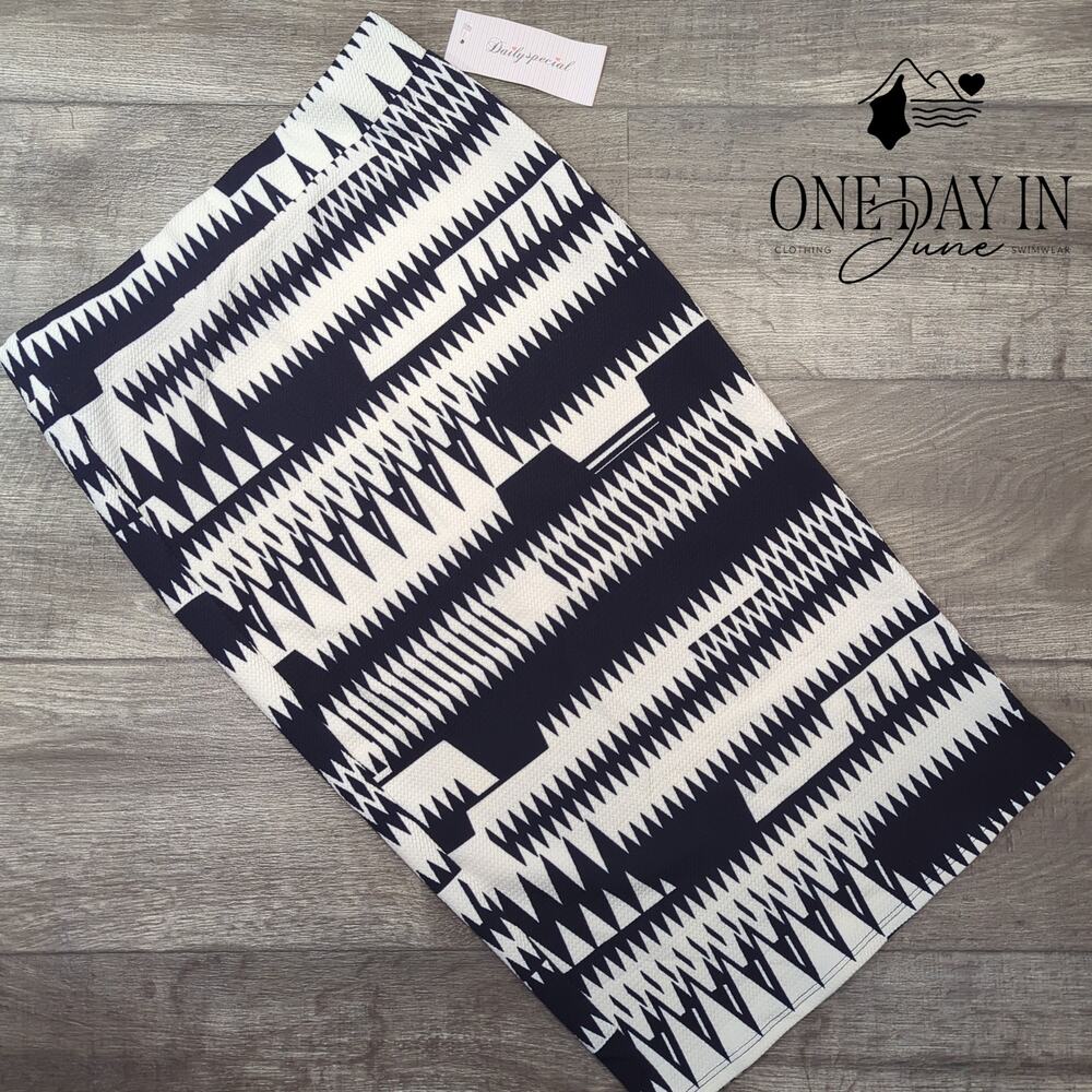 Daily Special Pull On Midi Skirt Size XL